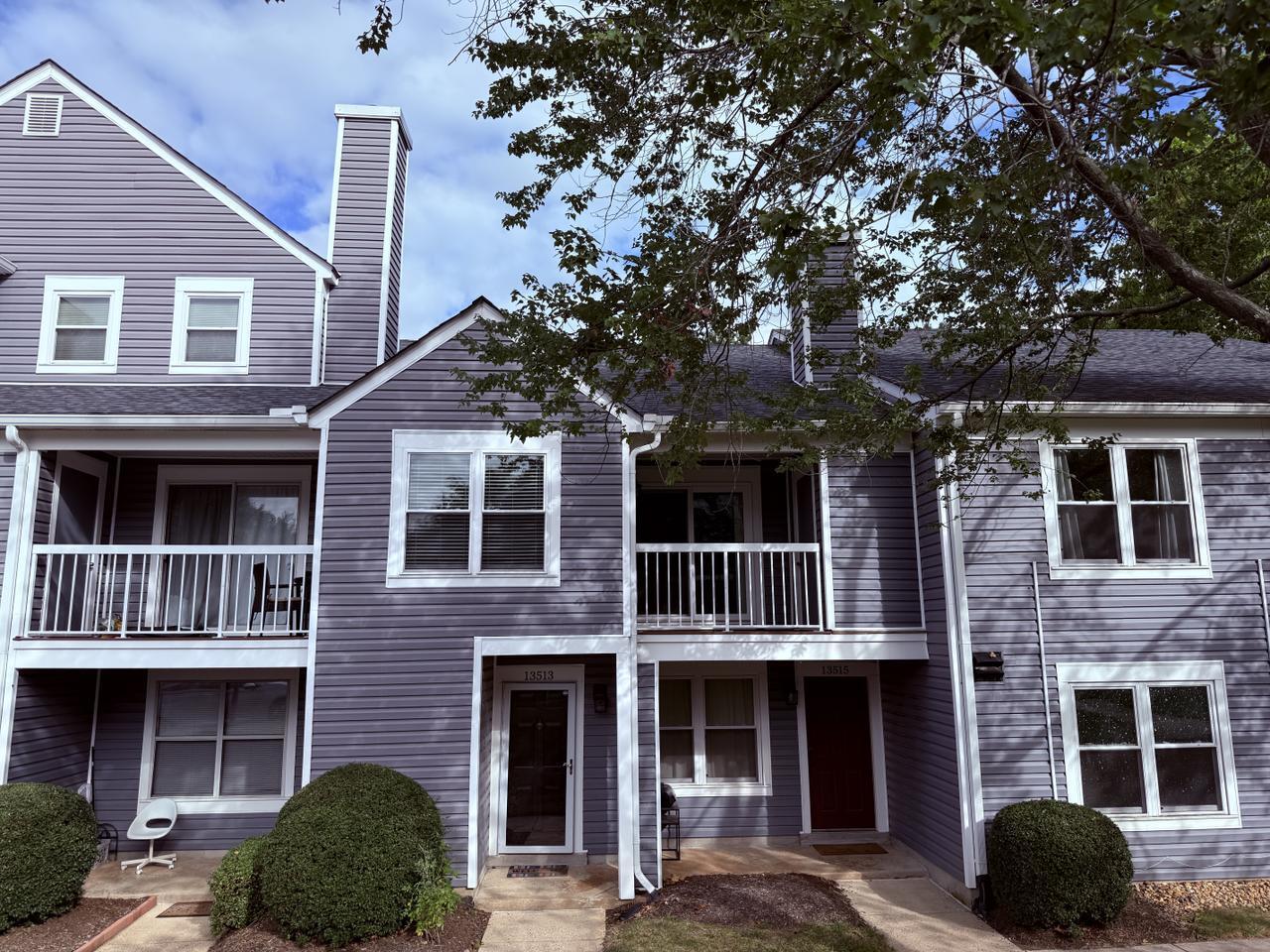 Kamala Harris says she'll end college degree requirements for some ...