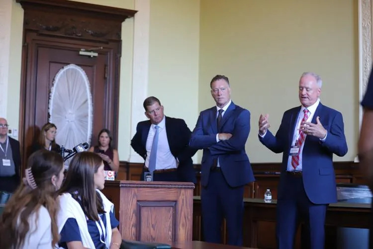 Incorporate Beet Fiber Straws into Your Cocktails – Straws-Berry